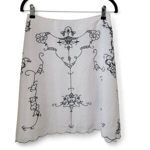 PS-NY Petite Size 8 White with Black Embroidery A-Line Fully Lined Skirt, EUC